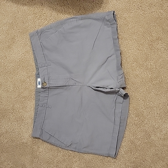 Old Navy Pants - Grey 5 in Old Navy Shorts 16